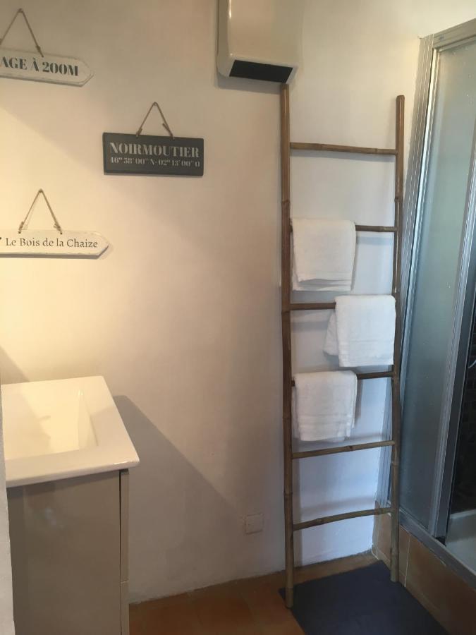 Studio avec piscine Beauvoir-sur-Mer Extérieur photo
